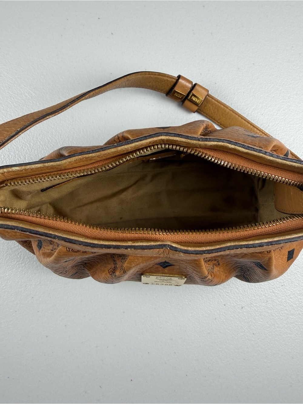 MCM Visetos Coates Canvas Bag - Picture 6 of 11